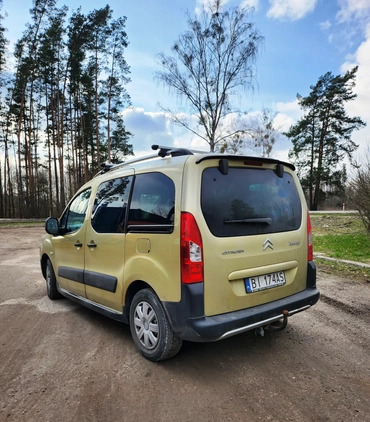 Citroen Berlingo cena 16500 przebieg: 298000, rok produkcji 2009 z Białystok małe 67